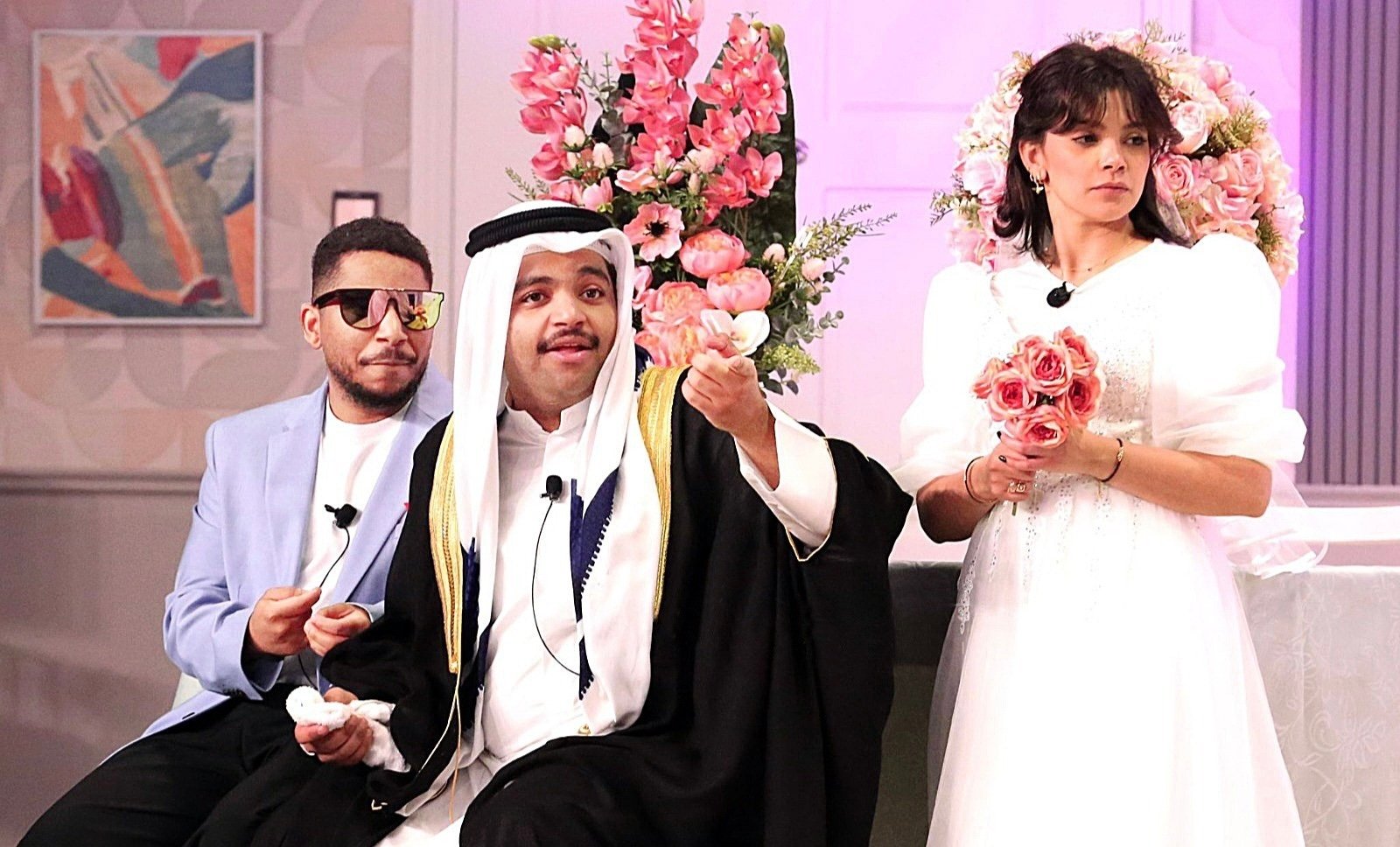 مسرحية الاول من نوعة كاملة